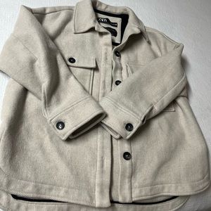 Zara cream beige shacket/ topcoat. Size S.